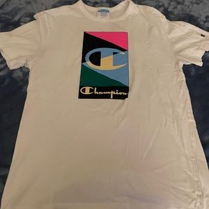 Champion Men’s Medium Tee